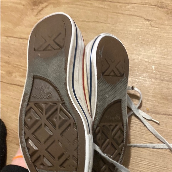 White High-Top Converse Sneakers Canvas - Picture 13 of 14